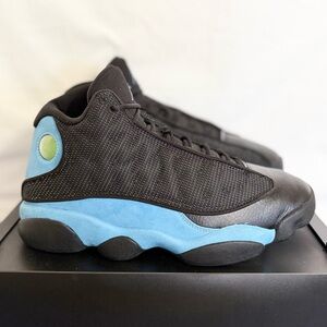 AUTHENTIC Jordan 13 Retro Black University Blue size 9.5 DJ5982-041 2022 USED